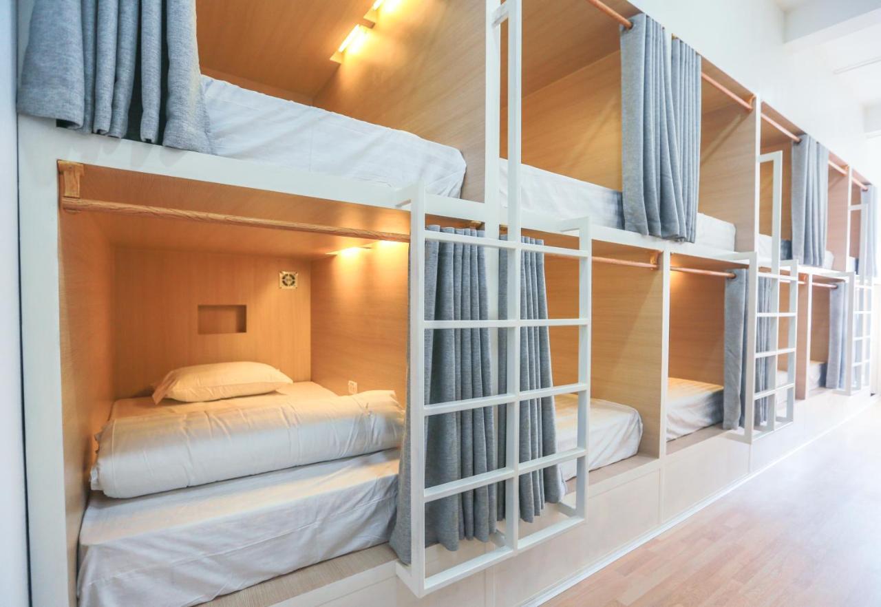 Petit Espace Boutique Hostel Vientiane Exterior photo