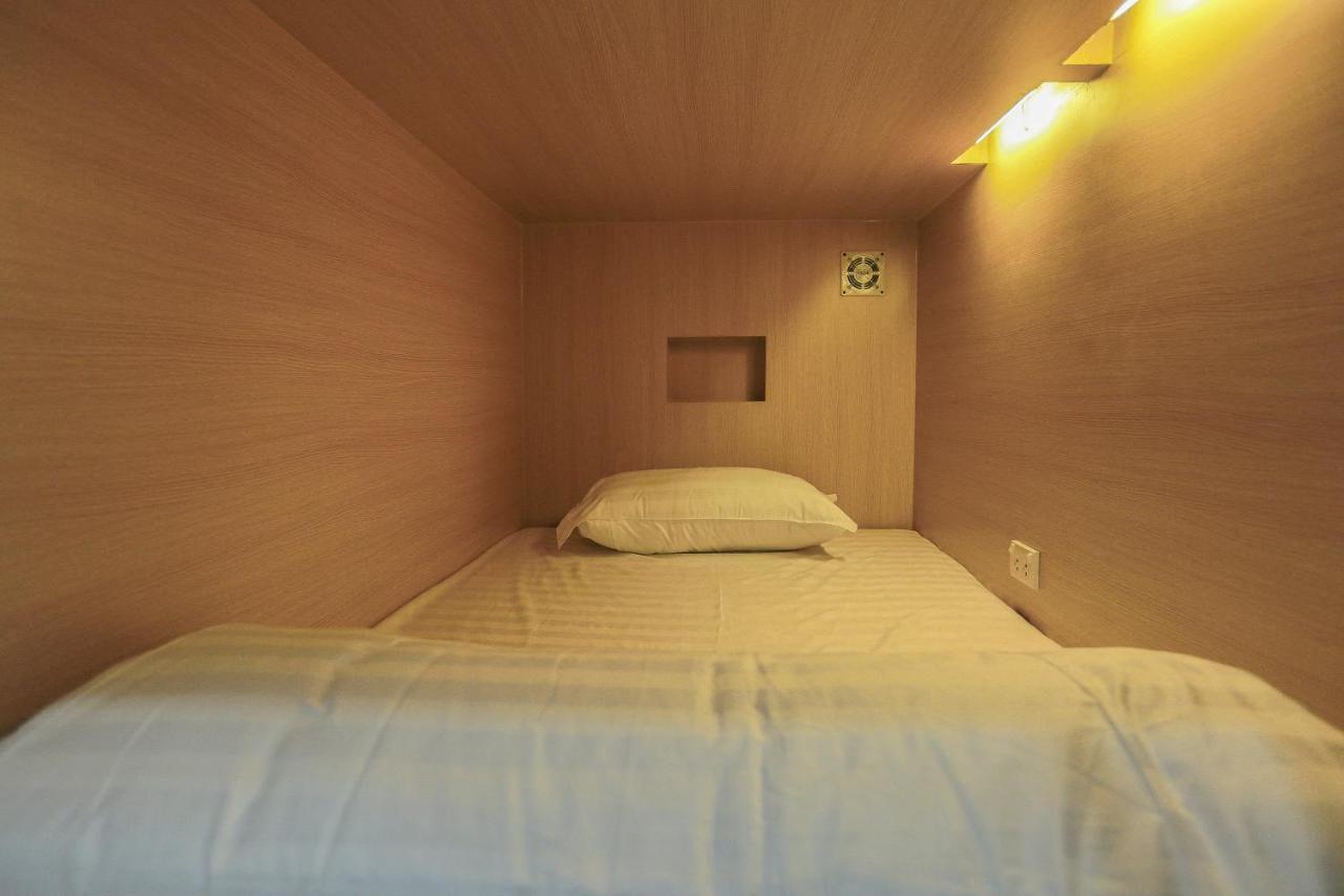 Petit Espace Boutique Hostel Vientiane Exterior photo