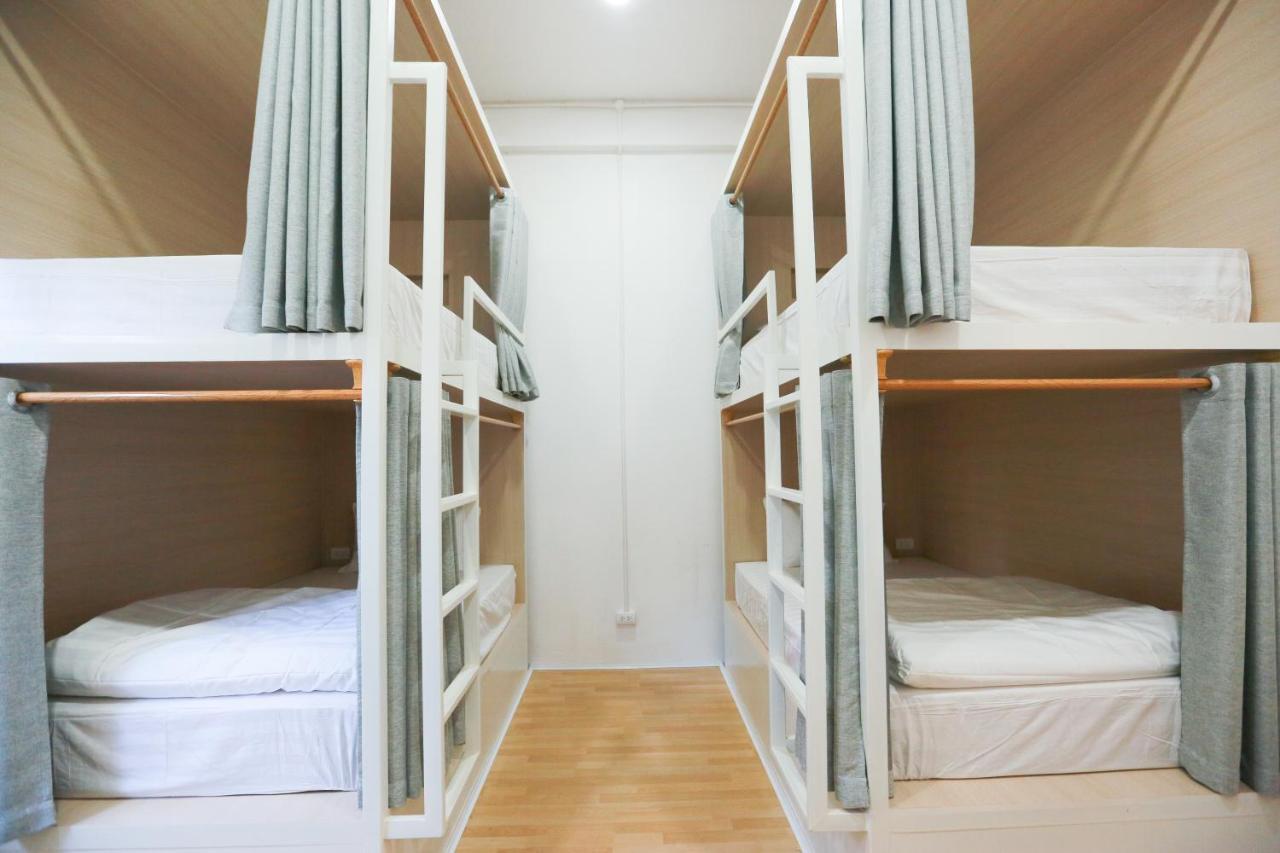 Petit Espace Boutique Hostel Vientiane Exterior photo