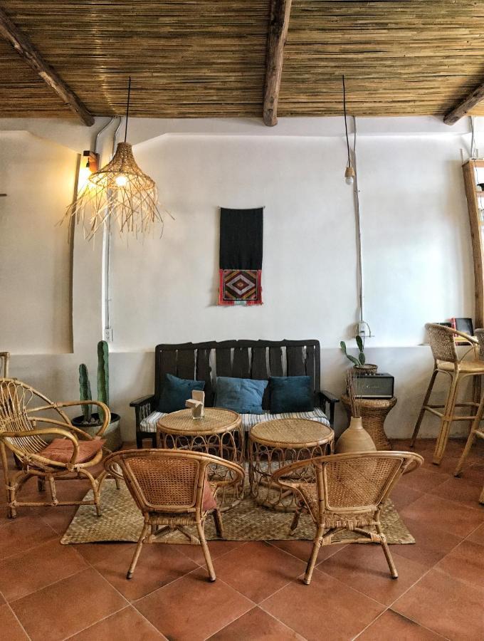 Petit Espace Boutique Hostel Vientiane Exterior photo