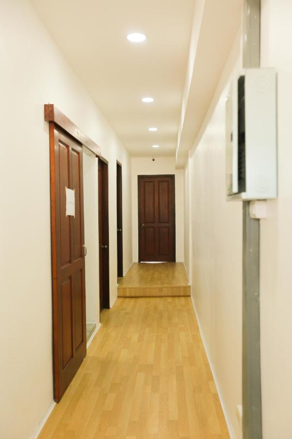 Petit Espace Boutique Hostel Vientiane Exterior photo